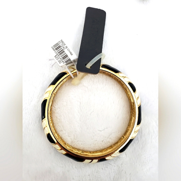 J Crew Bangle Bracelet - New - Picture 1 of 3